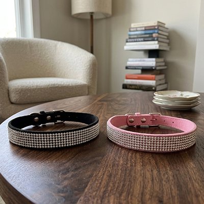 Collier Chien Coloris disponibles: Noir classique et rose féminin