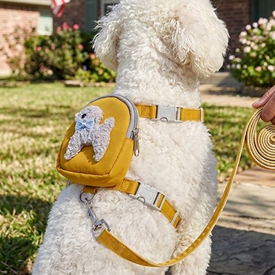 Harnais pour chien démontration du harnais sac a dos jaune
